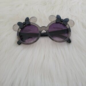 Minnie Mouse Sunglasses